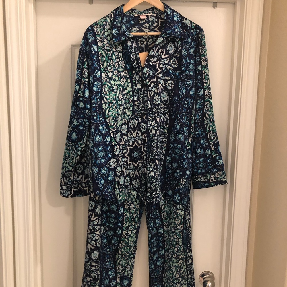 Victoria’s Secret silky pajamas.